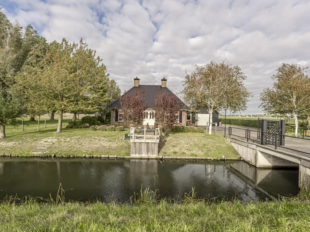 Nieuwendijk 10, ZUID-BEIJERLAND