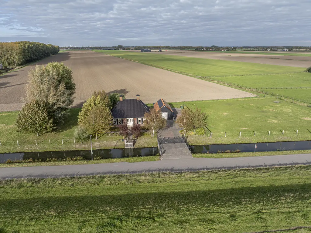 Nieuwendijk 10, ZUID-BEIJERLAND