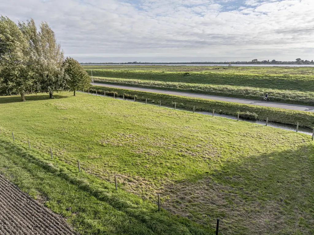 Nieuwendijk 10, ZUID-BEIJERLAND