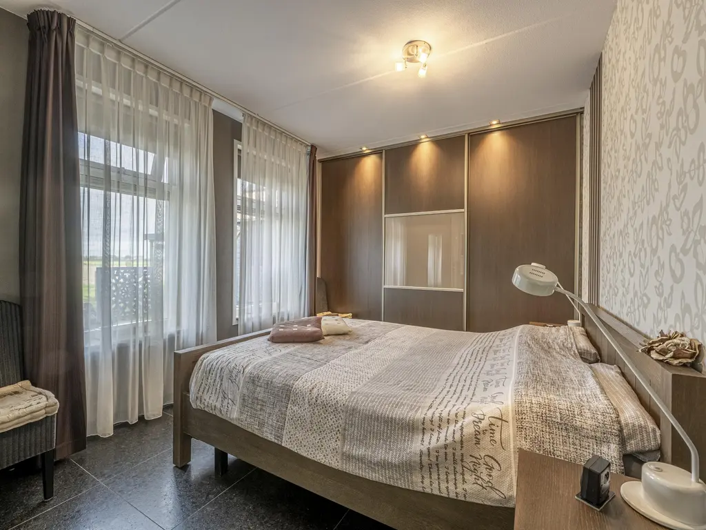 Nieuwendijk 10, ZUID-BEIJERLAND