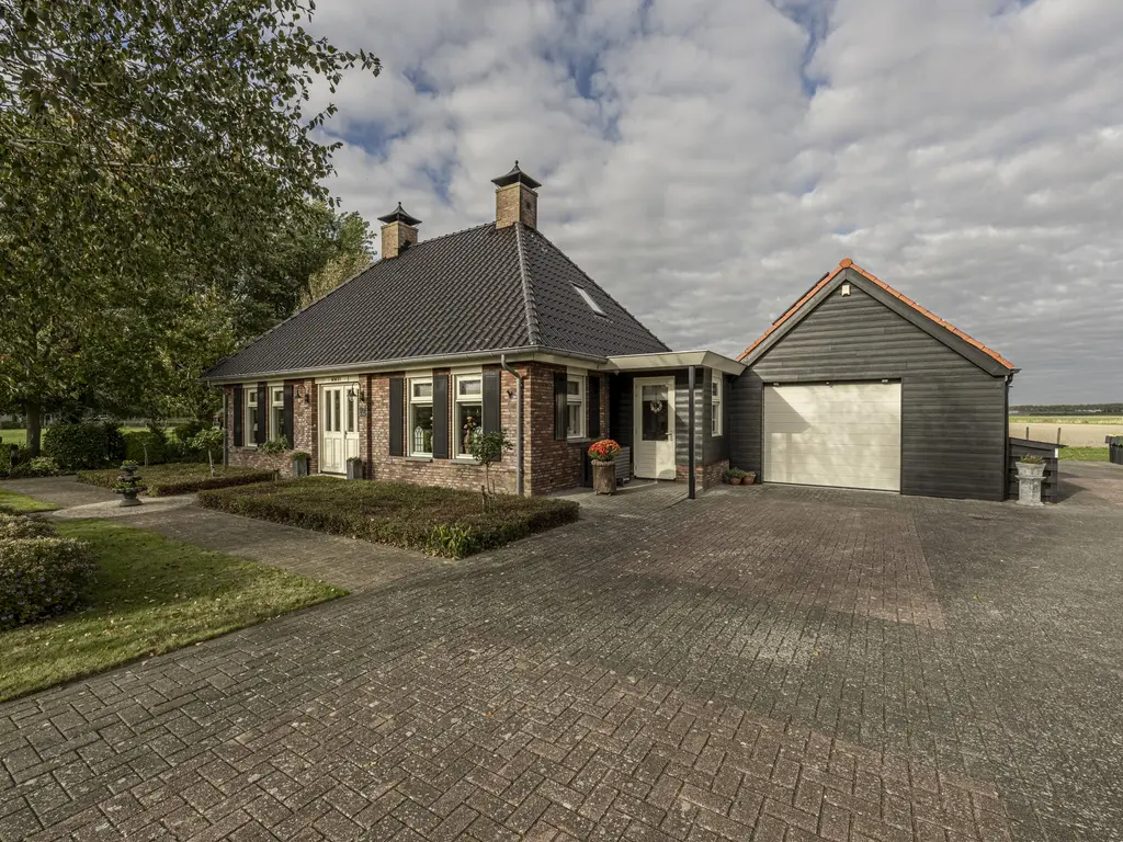 Nieuwendijk 10, ZUID-BEIJERLAND