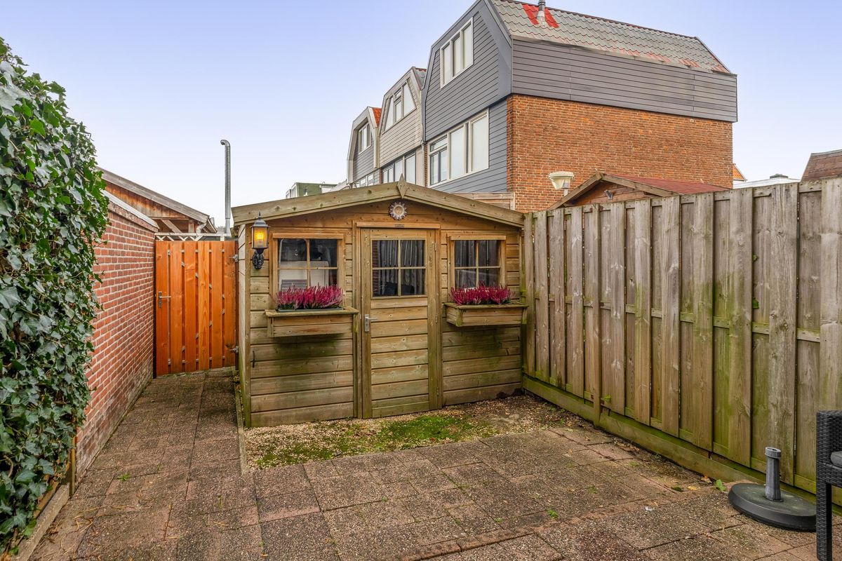 Tussenwoning te koop: Hobbemalaan 13, Krimpen Aan Den Ijssel