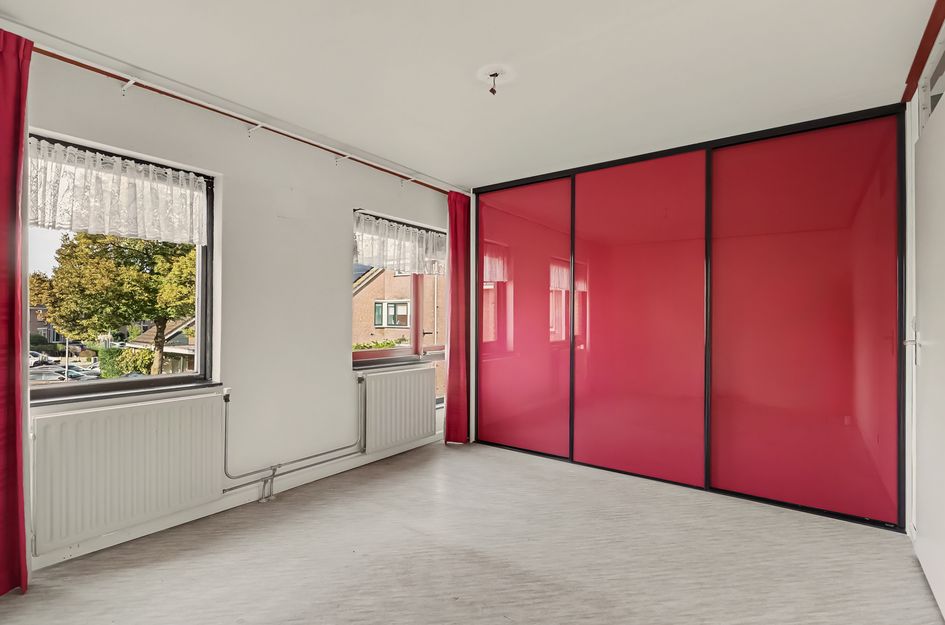 Tussenwoning te koop: Cannenburg 114, Dordrecht