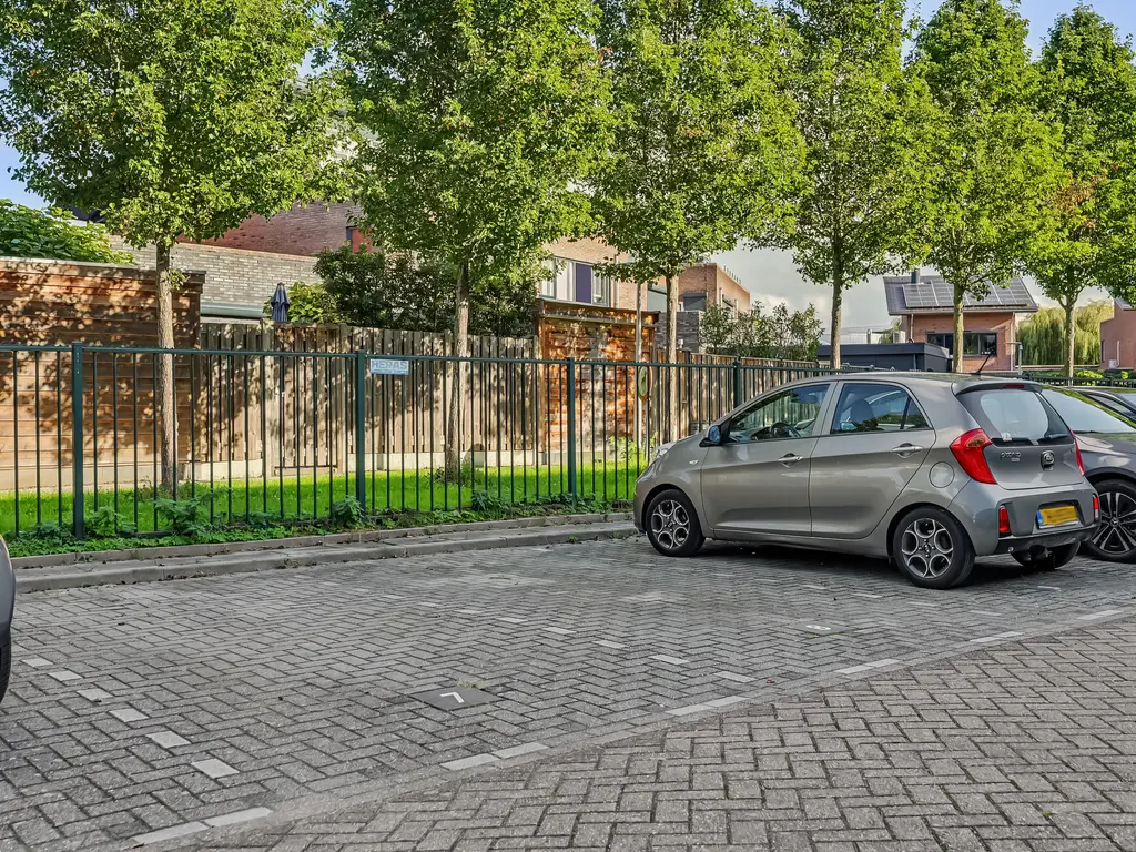 Uilenvliet 1P 8, ZWIJNDRECHT