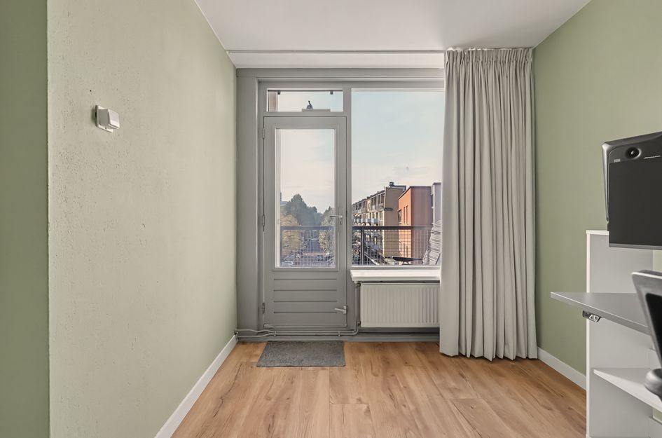 Appartement te koop: Admiraalsplein 455, Dordrecht