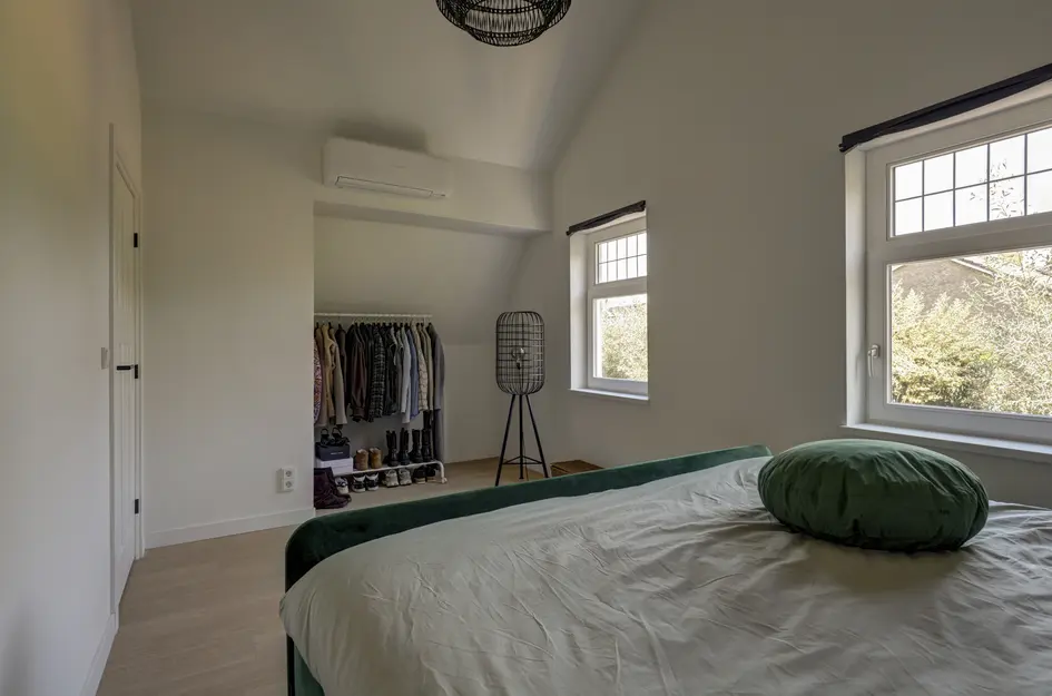 Schoorweg 24