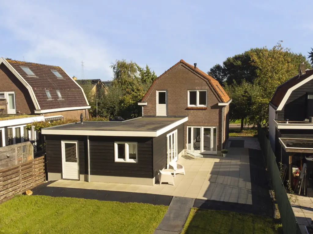 Schoorweg 24, PAPENDRECHT