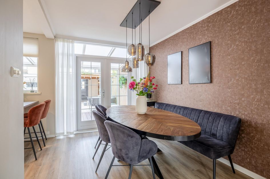 Tussenwoning te koop: Jacob Catsstraat 22, Hellevoetsluis