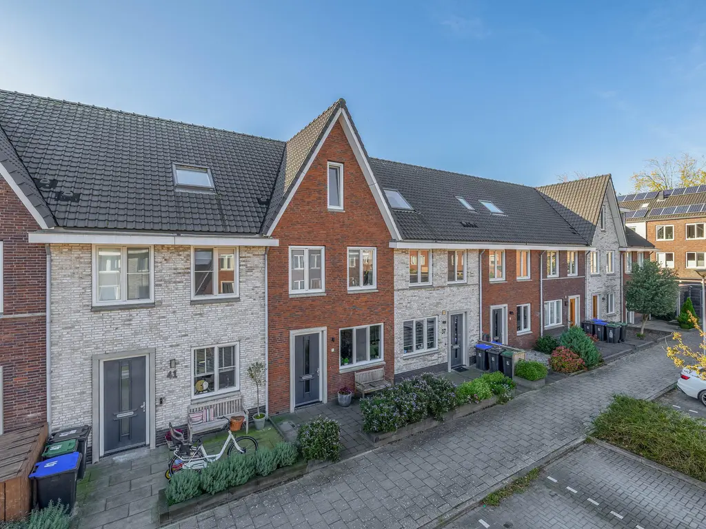 Spoorbaan 39, HELLEVOETSLUIS