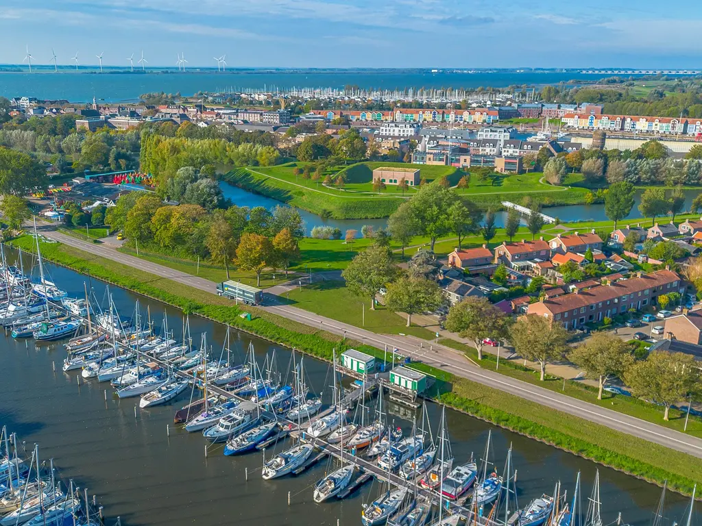 Spoorbaan 39, HELLEVOETSLUIS
