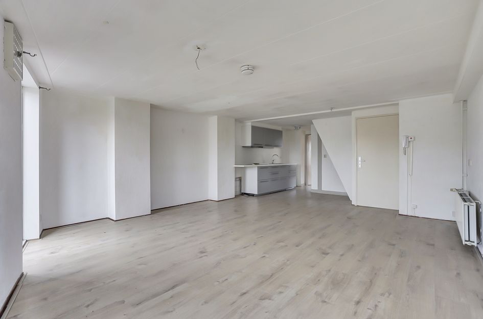 Appartement te koop: Oudedijk 139A04, Rotterdam