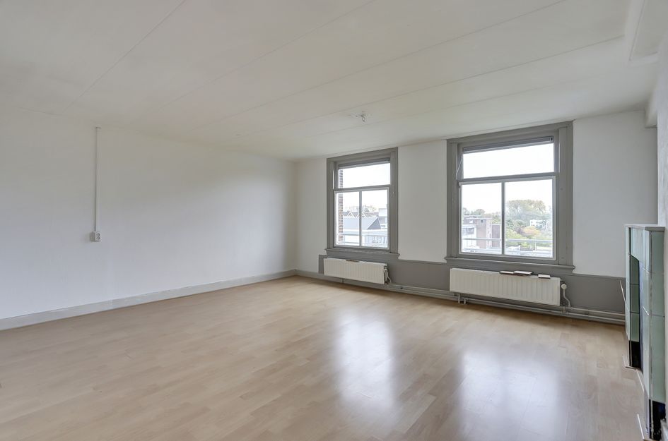 Appartement te koop: Oudedijk 139A04, Rotterdam