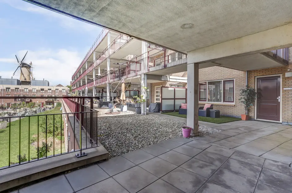Land van Belofte 8